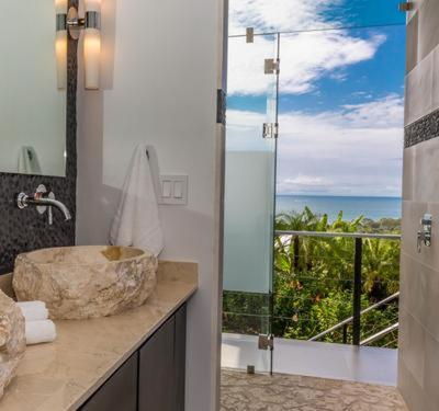 Villa Ananda Playa Ballena ภายนอก รูปภาพ